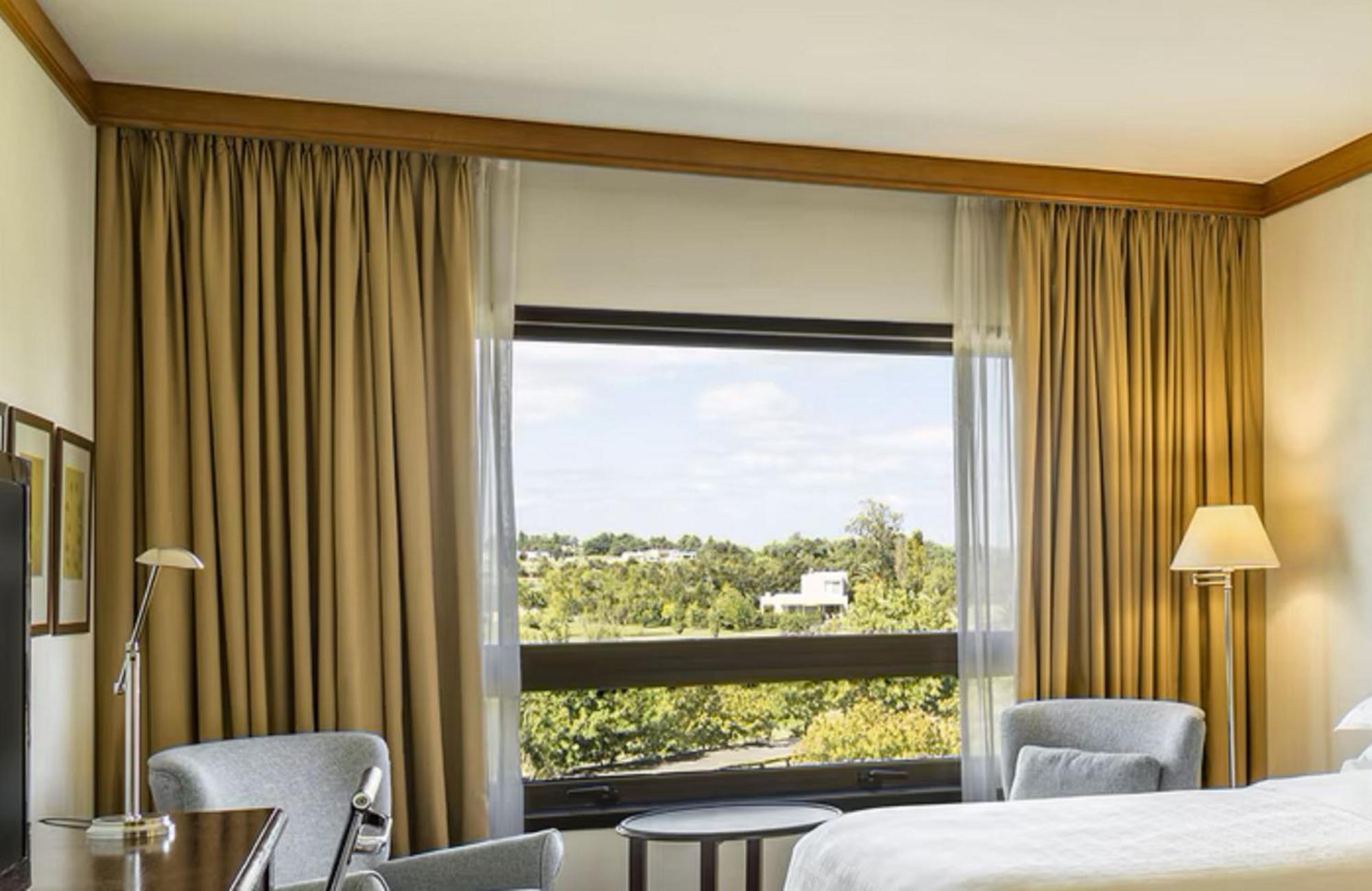 Sheraton Colonia Golf & Spa Resort Colonia Del Sacramento Exterior foto Curtains